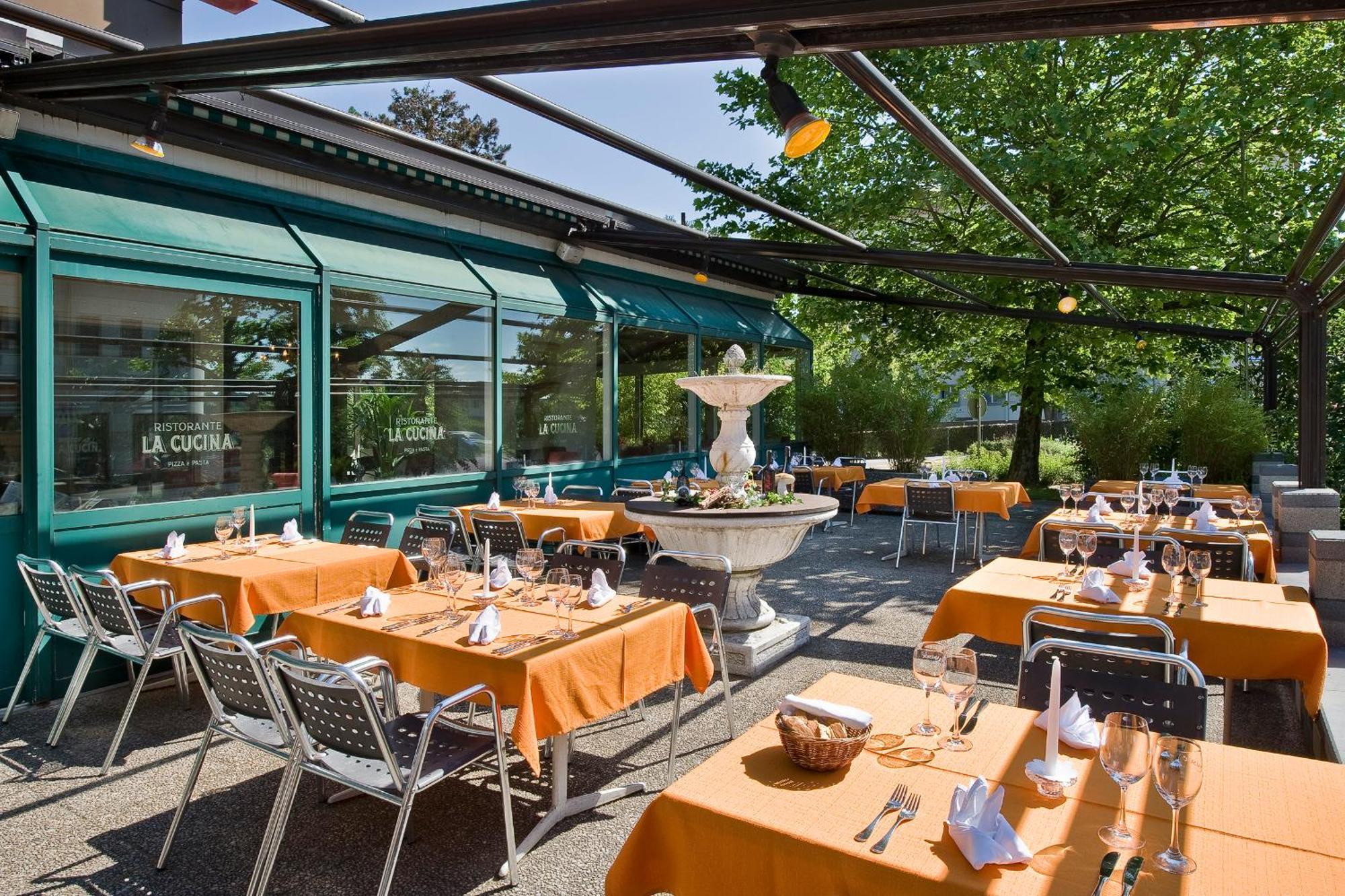 Hotel Martinshof Zuchwil Exterior foto