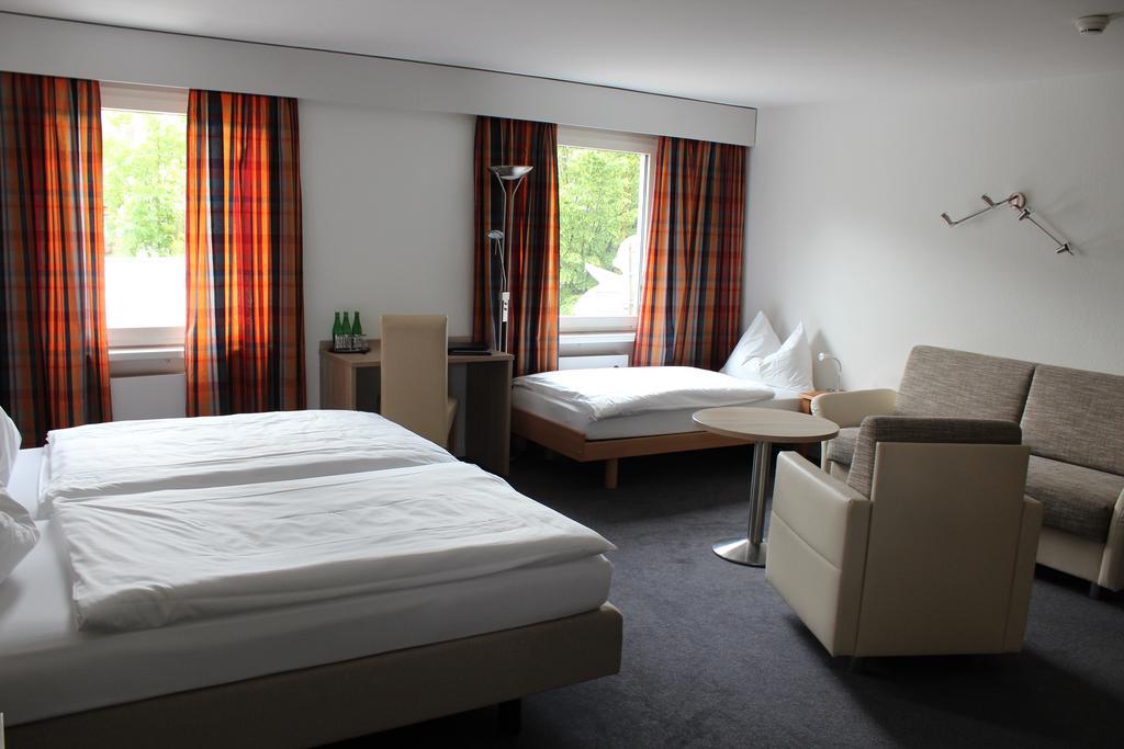 Hotel Martinshof Zuchwil Exterior foto